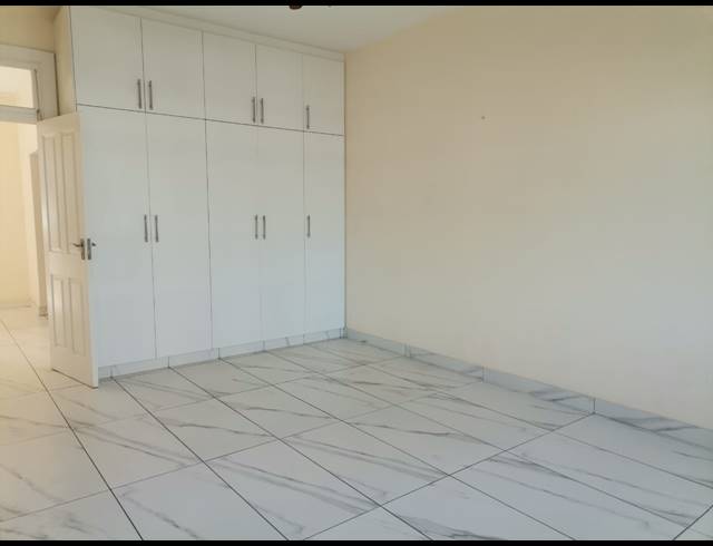 2.5 BEDROOM FLAT FOR SALE IN MUSGRAVE
